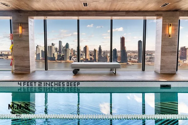 a picture of a bench in balcony