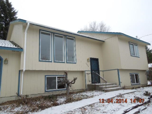1221 South University Road Spokane, WA 99206 - Photo 1 of 16