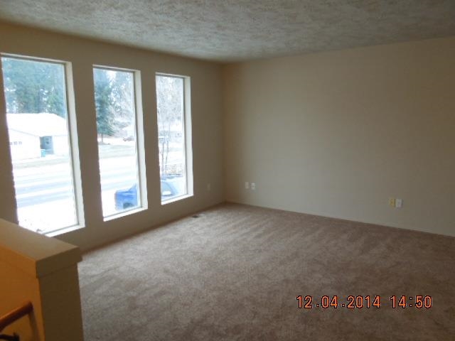 1221 South University Road Spokane, WA 99206 - Photo 2 of 16