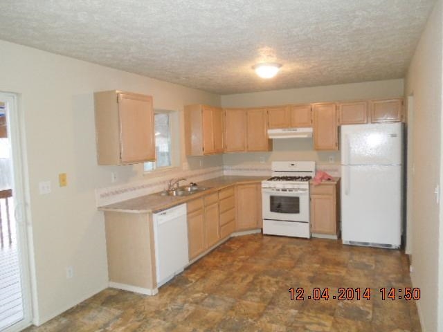 1221 South University Road Spokane, WA 99206 - Photo 3 of 16