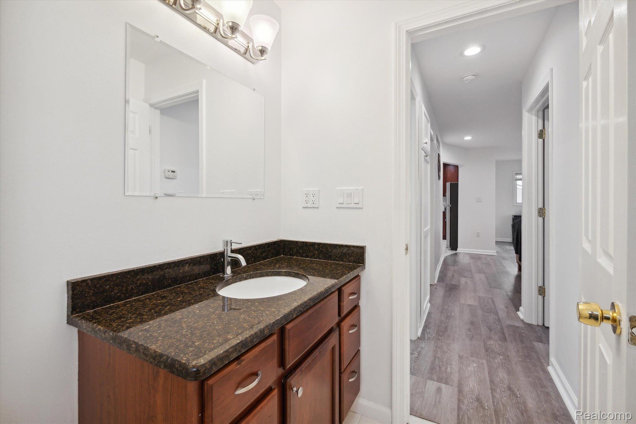 483 West Tienken Road Rochester, MI 48306 - Photo 25 of 48 Gallery Image 25