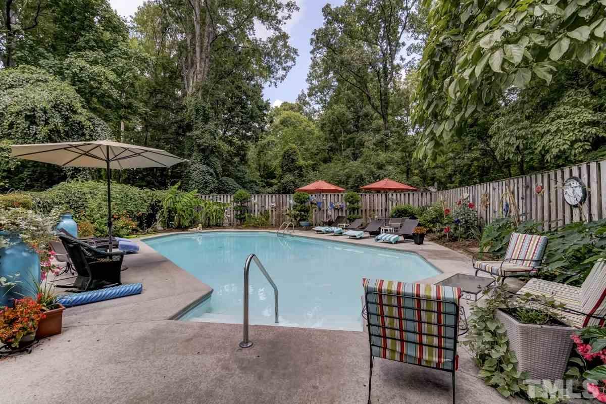 6612 Electra Drive Raleigh, NC 27607 - Photo 1 of 20
