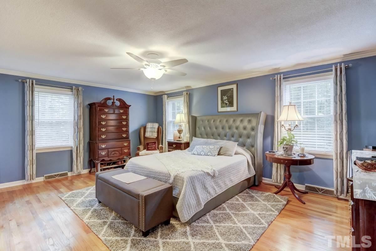 6612 Electra Drive Raleigh, NC 27607 - Photo 11 of 20