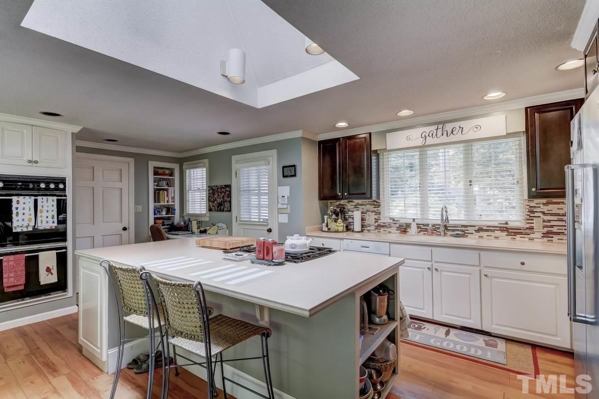 6612 Electra Drive Raleigh, NC 27607 - Photo 9 of 20