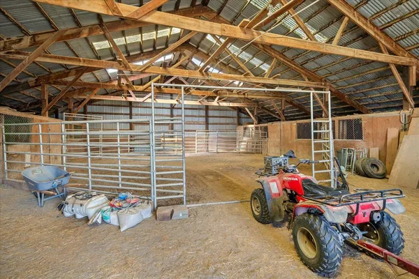 $799,900 | 101-103 Kelsey Road, Rosalia, WA 99170