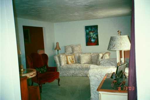 2 Cambridge Road Trafford, PA 15642 - Photo 2 of 8 Gallery Image 2