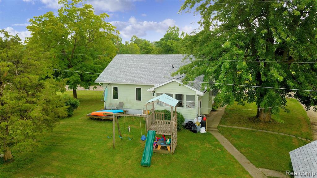 12279 East Potter Road Davison, MI 48423 - Photo 16 of 18 Gallery Image 16