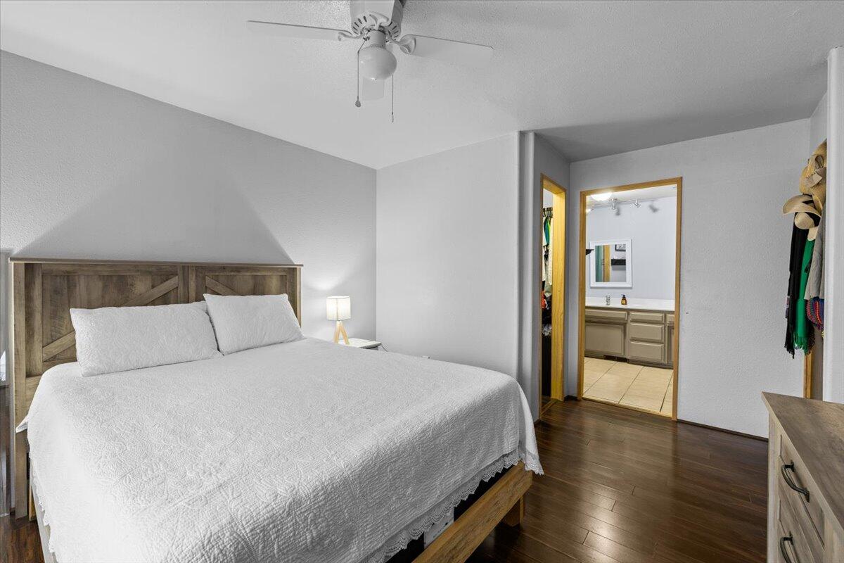6850 Downing Road, Unit SPC 44 Central Point, OR 97502 - Photo 7 of 23 07-CI_9907
