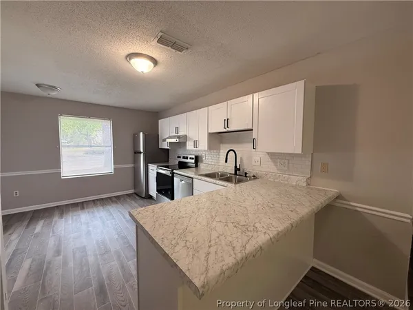 $1,095 | 4061 Professional Drive, Hope Mills, NC 28348