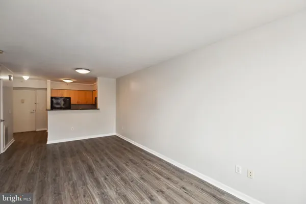 $2,200 | 1000 New Jersey Avenue Southeast, Unit 316, Washington, DC 20003