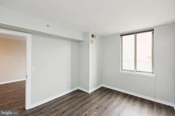 $2,200 | 1000 New Jersey Avenue Southeast, Unit 316, Washington, DC 20003