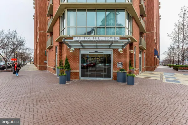 $2,200 | 1000 New Jersey Avenue Southeast, Unit 316, Washington, DC 20003