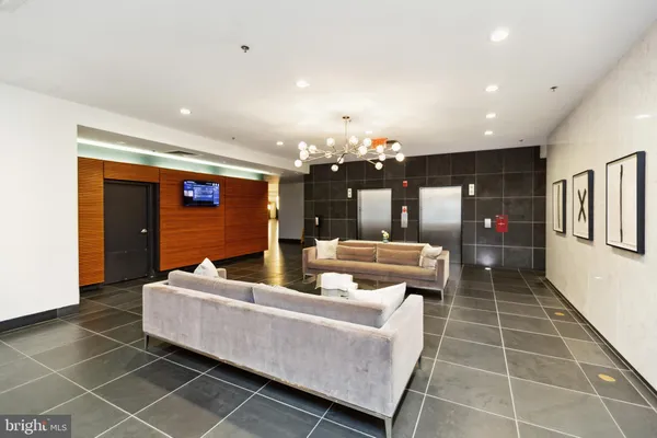 $2,200 | 1000 New Jersey Avenue Southeast, Unit 316, Washington, DC 20003