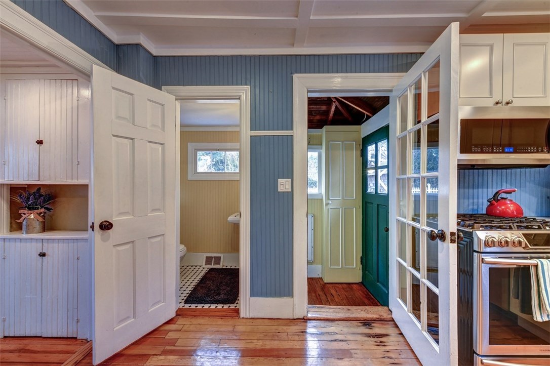 12 Rumstick Road Barrington, RI 02806 - Photo 11 of 31