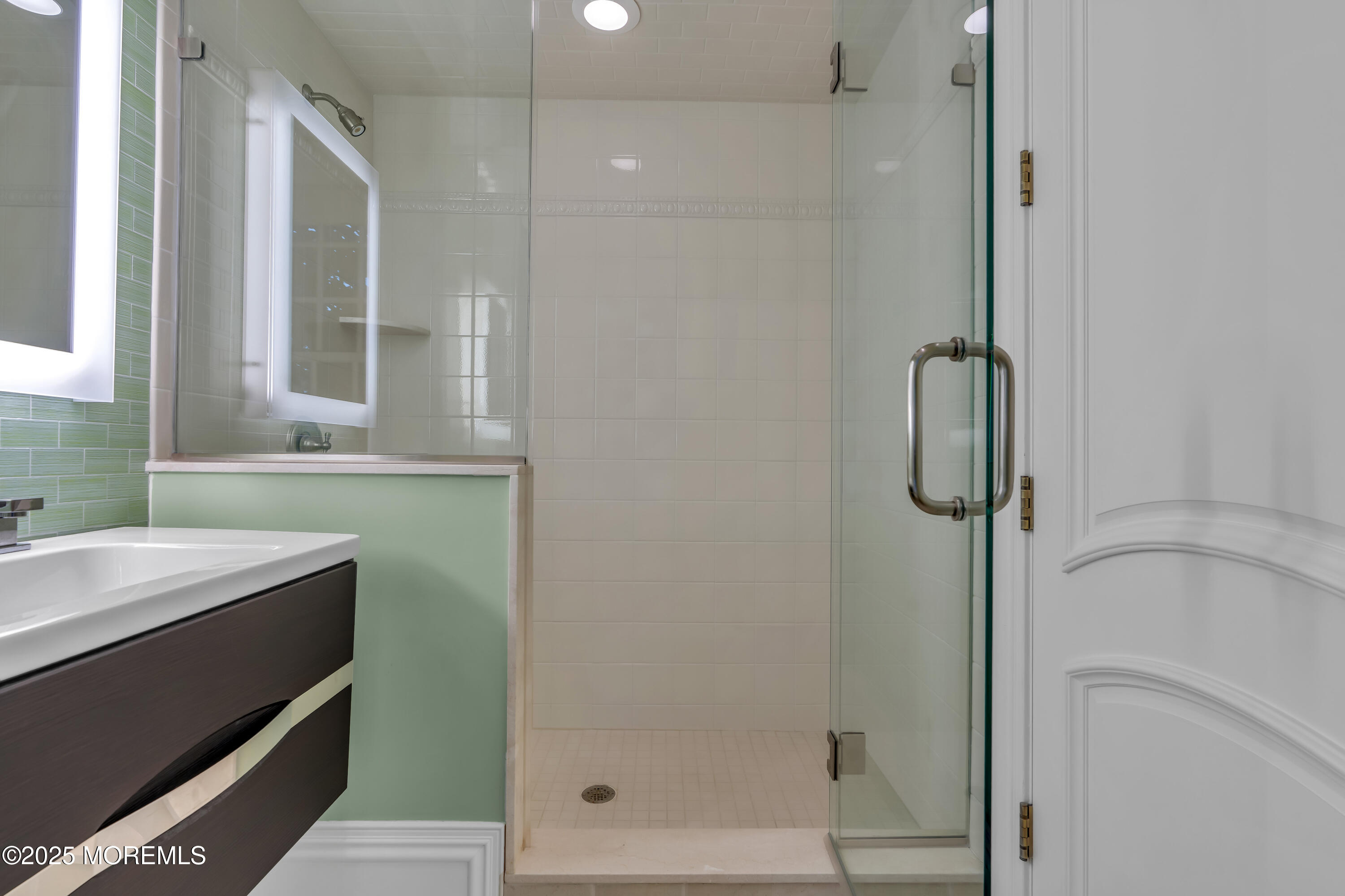 934 Navesink River Road Rumson, NJ 07760 - Photo 64 of 94 In Law Suite