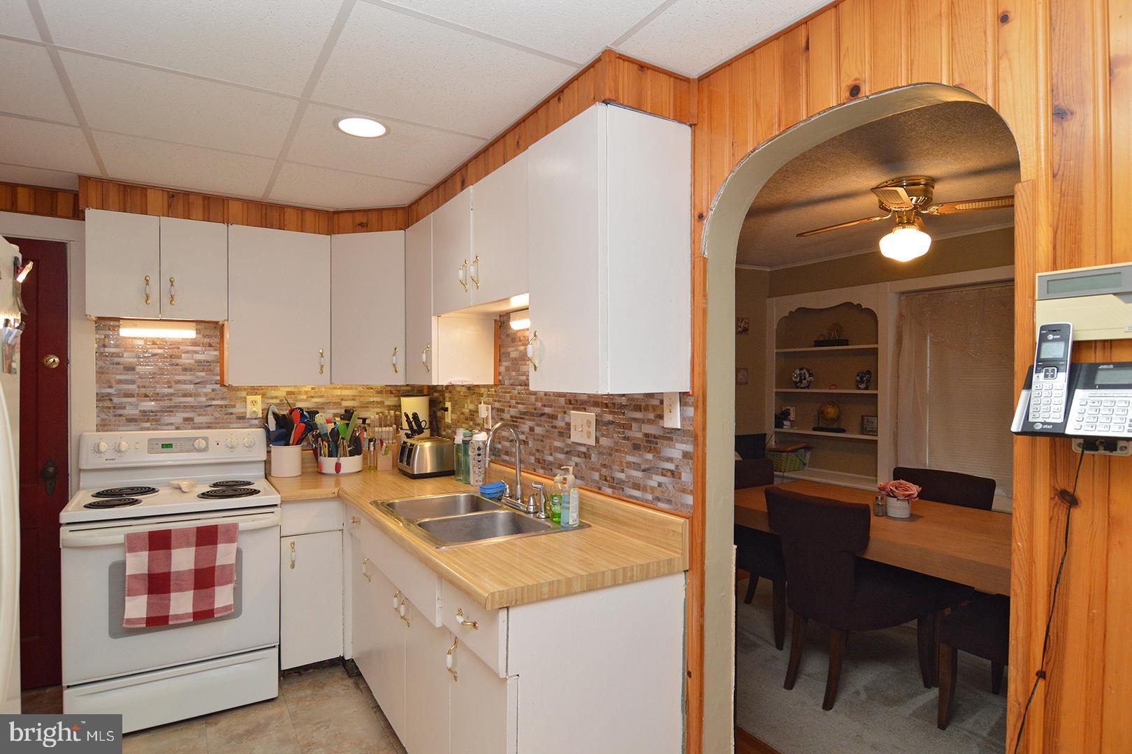 2014 Spring Street Reading, PA 19609 - Photo 16 of 43 Gallery Image 16