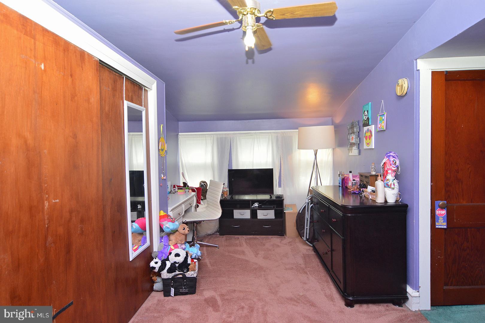 2014 Spring Street Reading, PA 19609 - Photo 29 of 43 Gallery Image 29