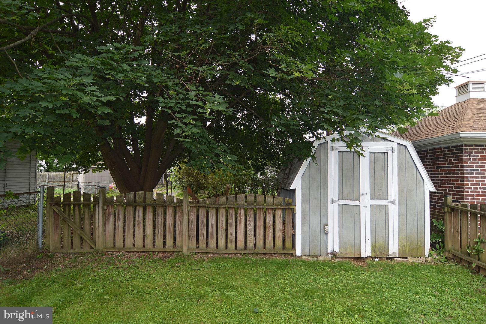 2014 Spring Street Reading, PA 19609 - Photo 38 of 43 Gallery Image 38