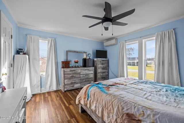 $298,500 | 289 Croaker Street, Davis, NC 28524