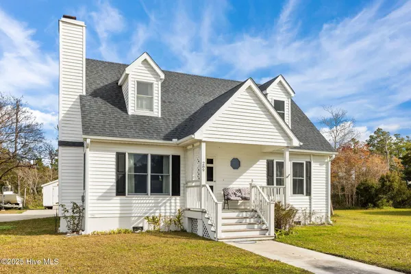 $280,000 | 289 Croaker Street, Davis, NC 28524