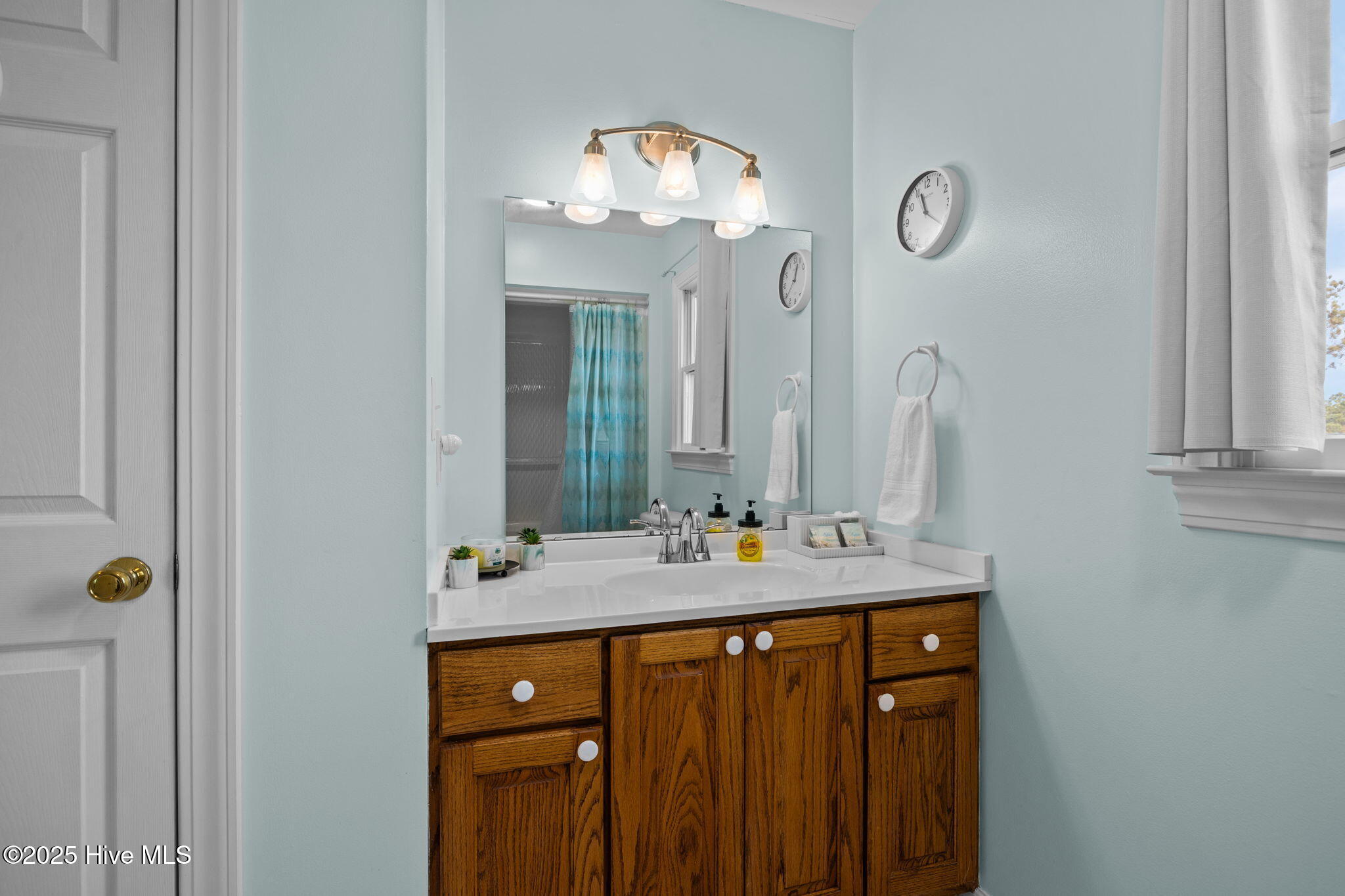 289 Croaker Street Davis, NC 28524 - Photo 27 of 40 31-web-or-mls-1S3A8756