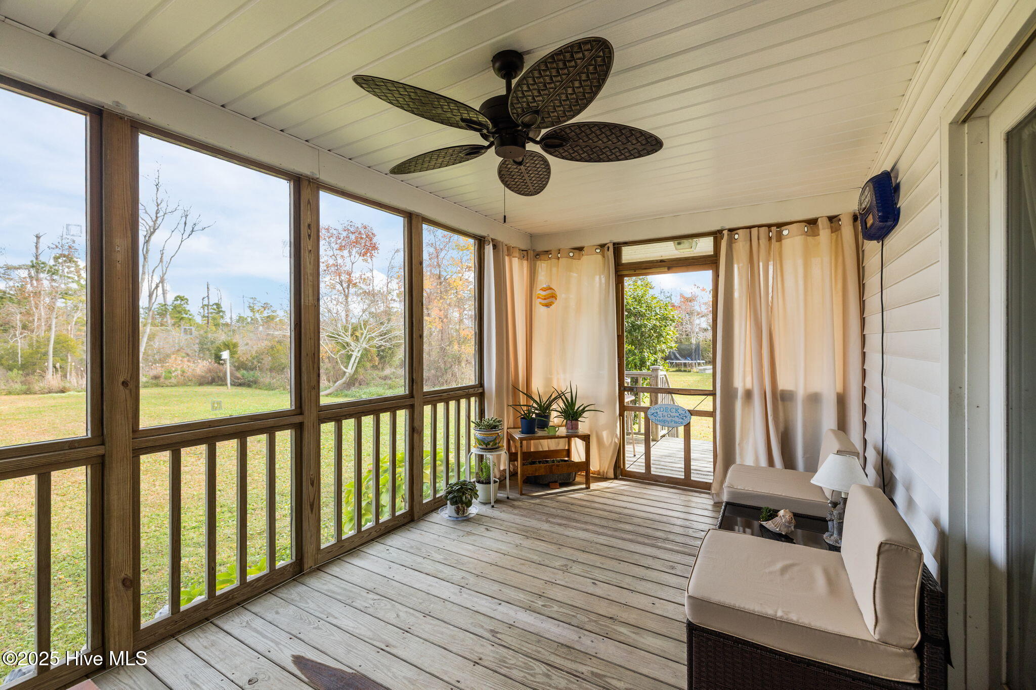 289 Croaker Street Davis, NC 28524 - Photo 30 of 40 34-web-or-mls-1S3A8765