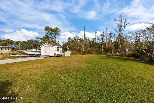 $298,500 | 289 Croaker Street, Davis, NC 28524