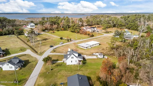 $280,000 | 289 Croaker Street, Davis, NC 28524