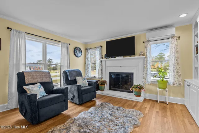 $298,500 | 289 Croaker Street, Davis, NC 28524