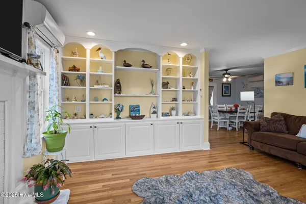 $280,000 | 289 Croaker Street, Davis, NC 28524