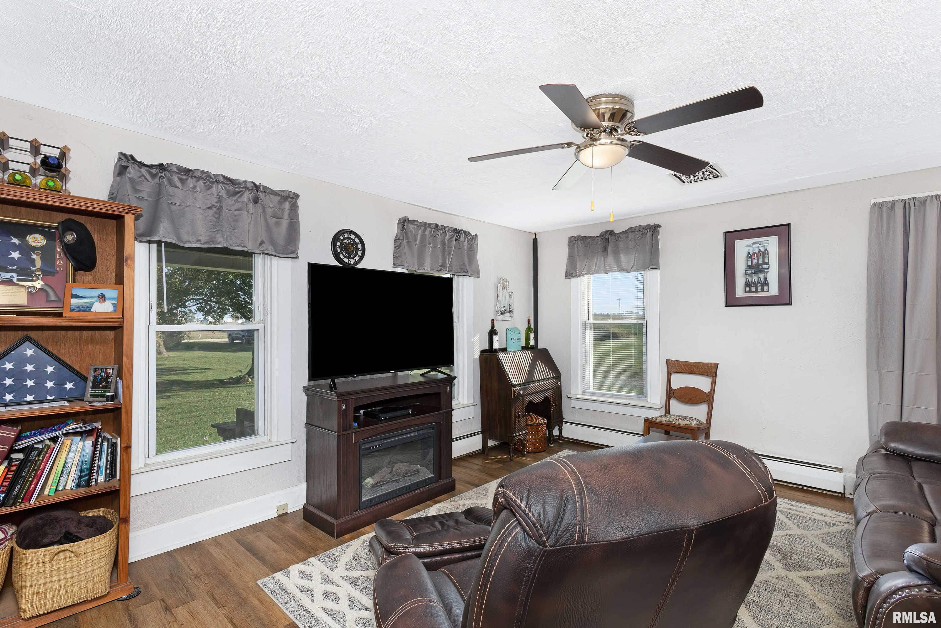 2192 250th Street Bennett, IA 52721 - Photo 11 of 39 Gallery Image 11