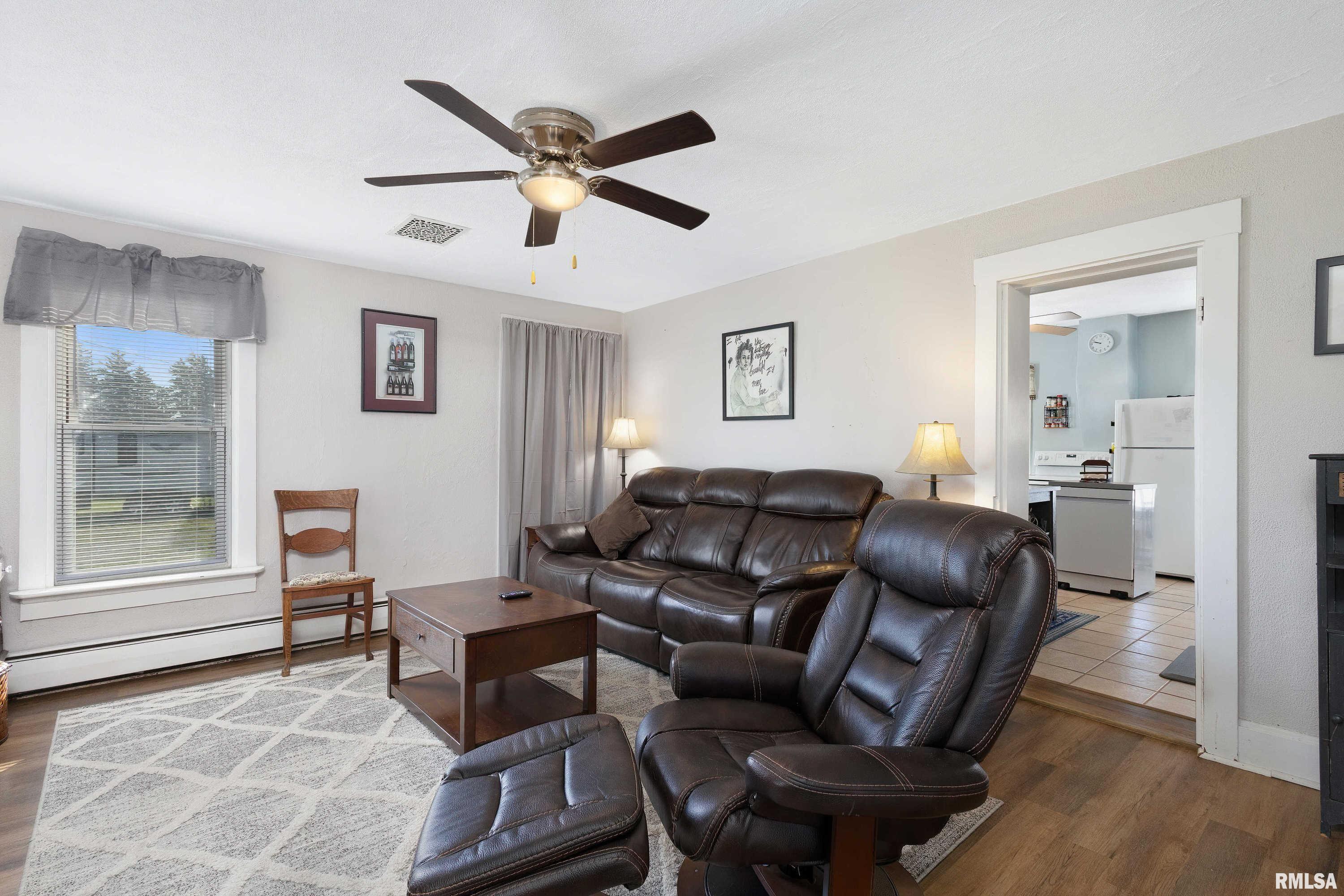 2192 250th Street Bennett, IA 52721 - Photo 9 of 39 Gallery Image 9