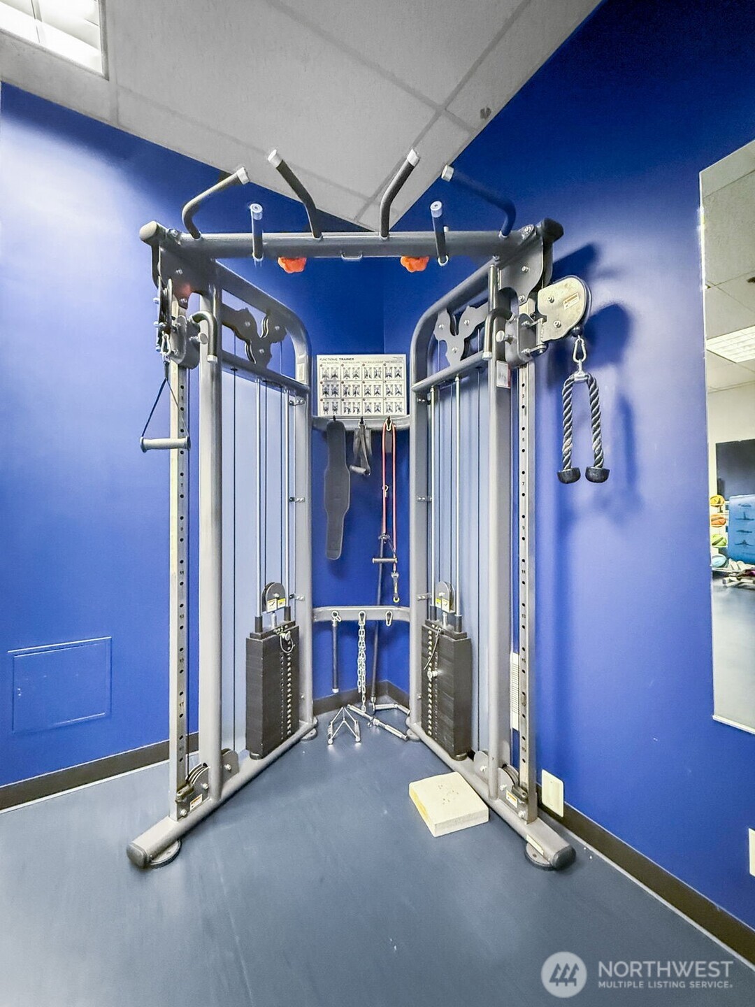 98 Union Street, Unit 610 Seattle, WA 98101 - Photo 31 of 33 a view of a room with gym equipment