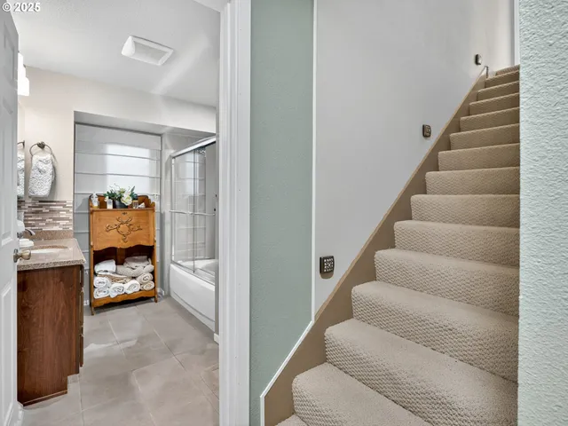 a en suite bathroom with a car parked