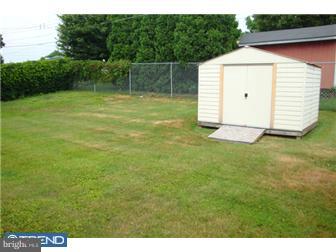 269 Yorkshire Road Fairless Hills, PA 19030 - Photo 11 of 12 Exterior Back