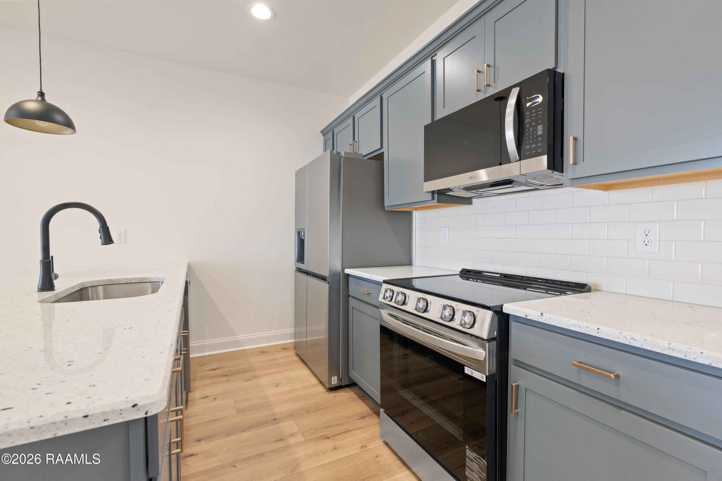 130 Frontier Scott, LA 70583 - Photo 4 of 24 Kitchen