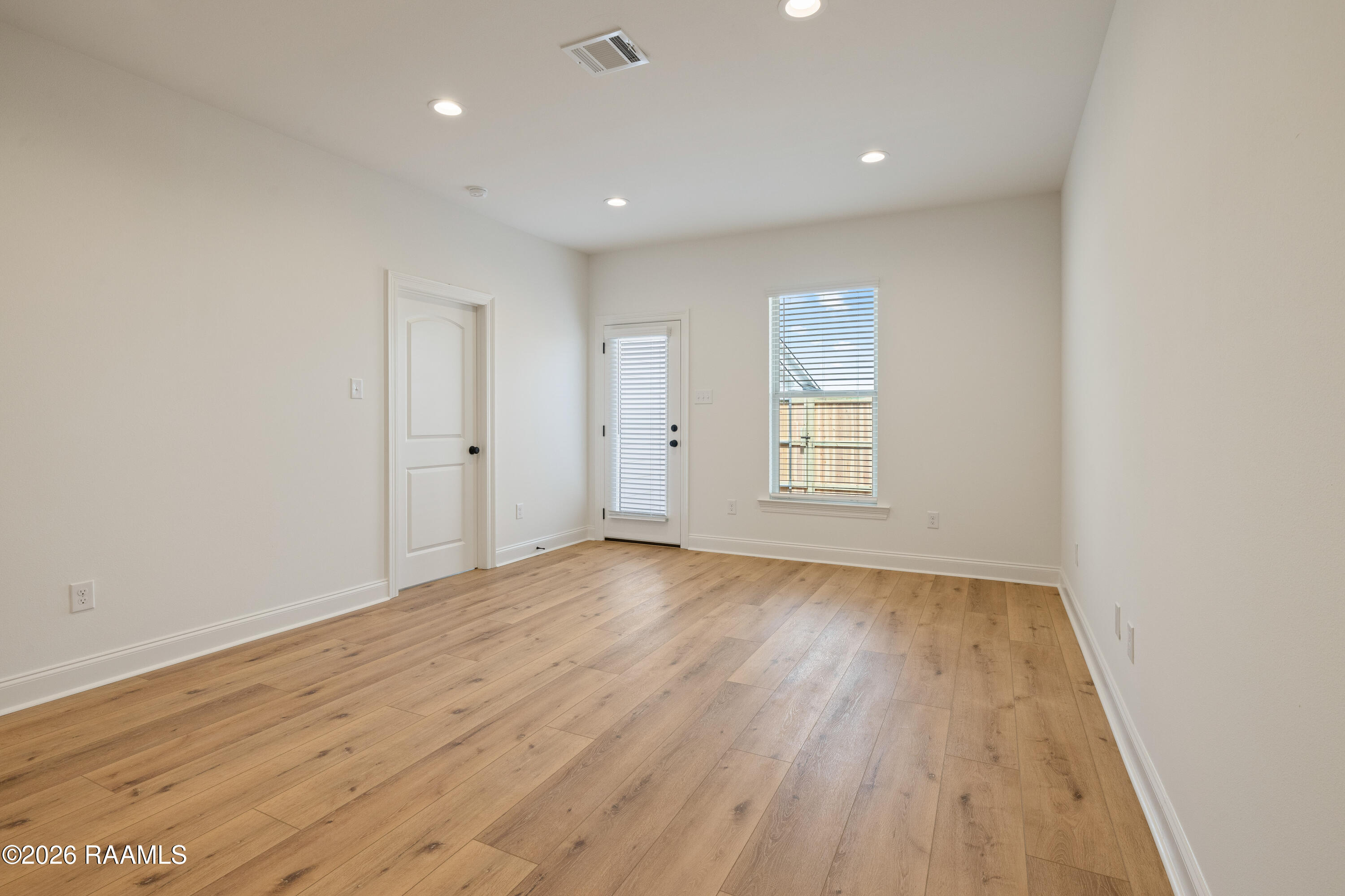 130 Frontier Scott, LA 70583 - Photo 7 of 24 Living Room
