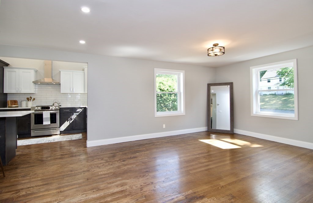 272 Burbank Road Longmeadow, MA 01106 - Photo 22 of 42 Gallery Image 22