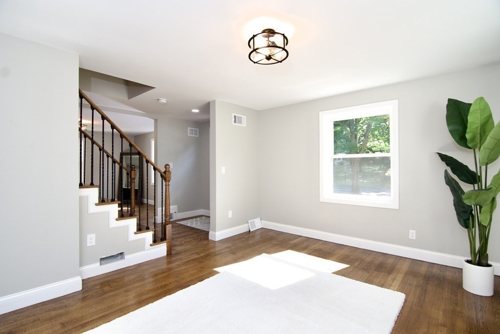 272 Burbank Road Longmeadow, MA 01106 - Photo 26 of 42 Gallery Image 26