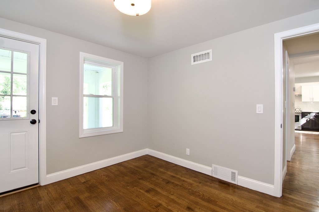272 Burbank Road Longmeadow, MA 01106 - Photo 30 of 42 Gallery Image 30