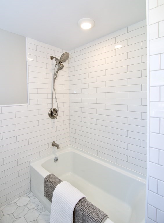 272 Burbank Road Longmeadow, MA 01106 - Photo 38 of 42 Gallery Image 38