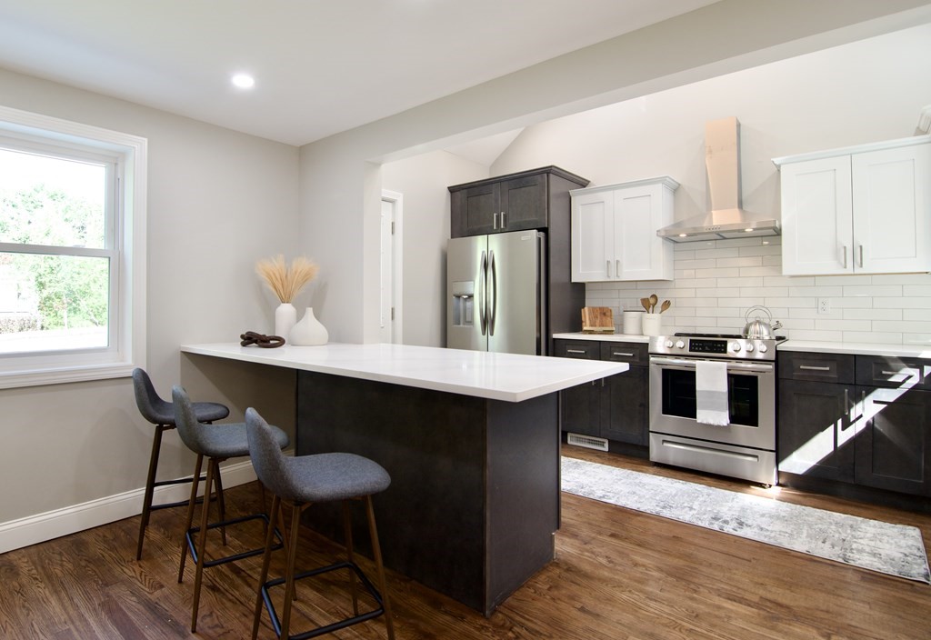 272 Burbank Road Longmeadow, MA 01106 - Photo 7 of 42 Gallery Image 7