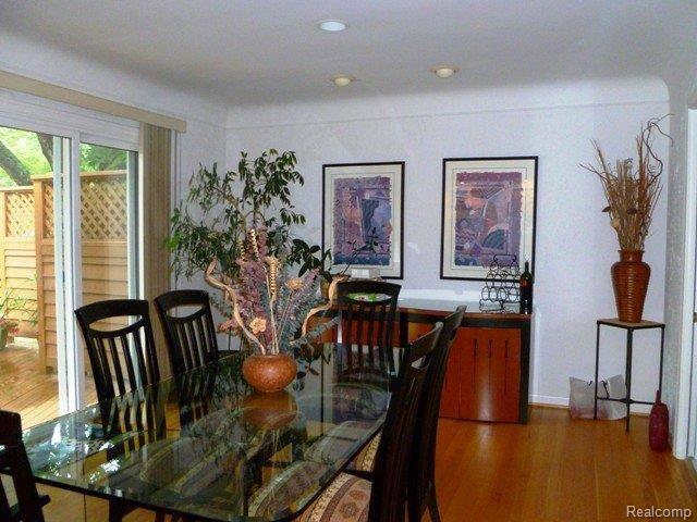 4204 Fieldbrook Road West Bloomfield, MI 48323 - Photo 8 of 22 dining room