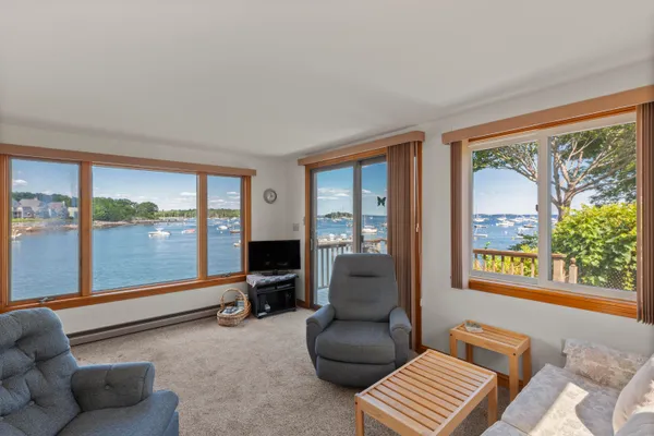 $1,700,000 | 6 Bay Road, Camden, ME 04843