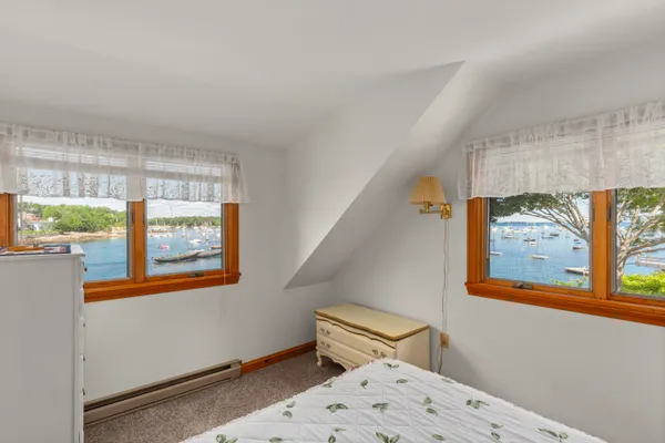 $1,700,000 | 6 Bay Road, Camden, ME 04843