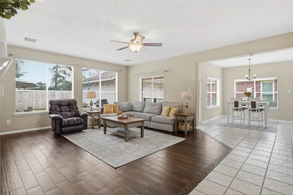 $465,000 | 2515 Woodsboro Drive, Spring, TX 77388