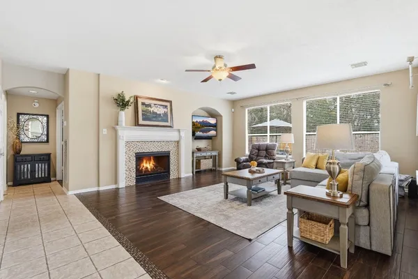 $465,000 | 2515 Woodsboro Drive, Spring, TX 77388