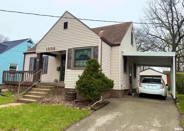 $85,000 | 1002 East Willcox Avenue, Peoria, IL 61603