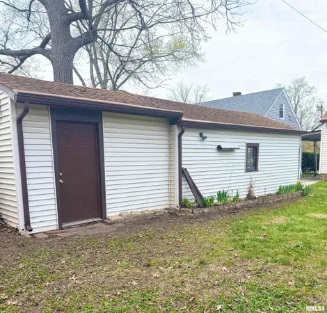 $89,000 | 1002 East Willcox Avenue, Peoria, IL 61603