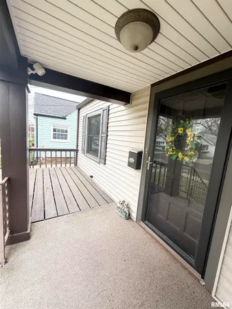 $89,000 | 1002 East Willcox Avenue, Peoria, IL 61603